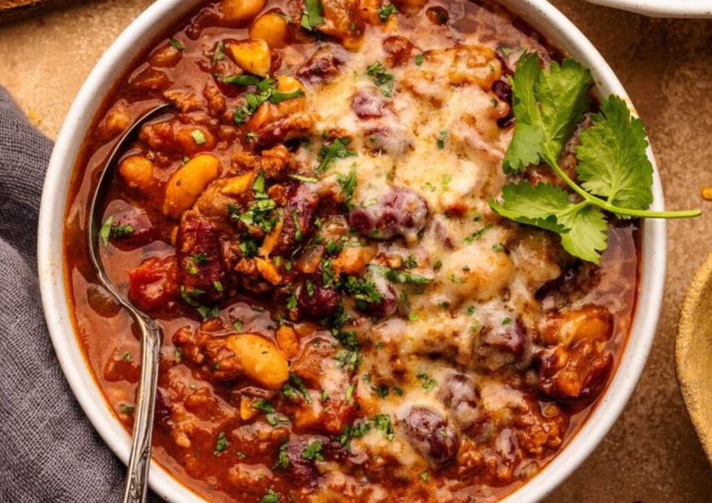 Easy beef chili main dish